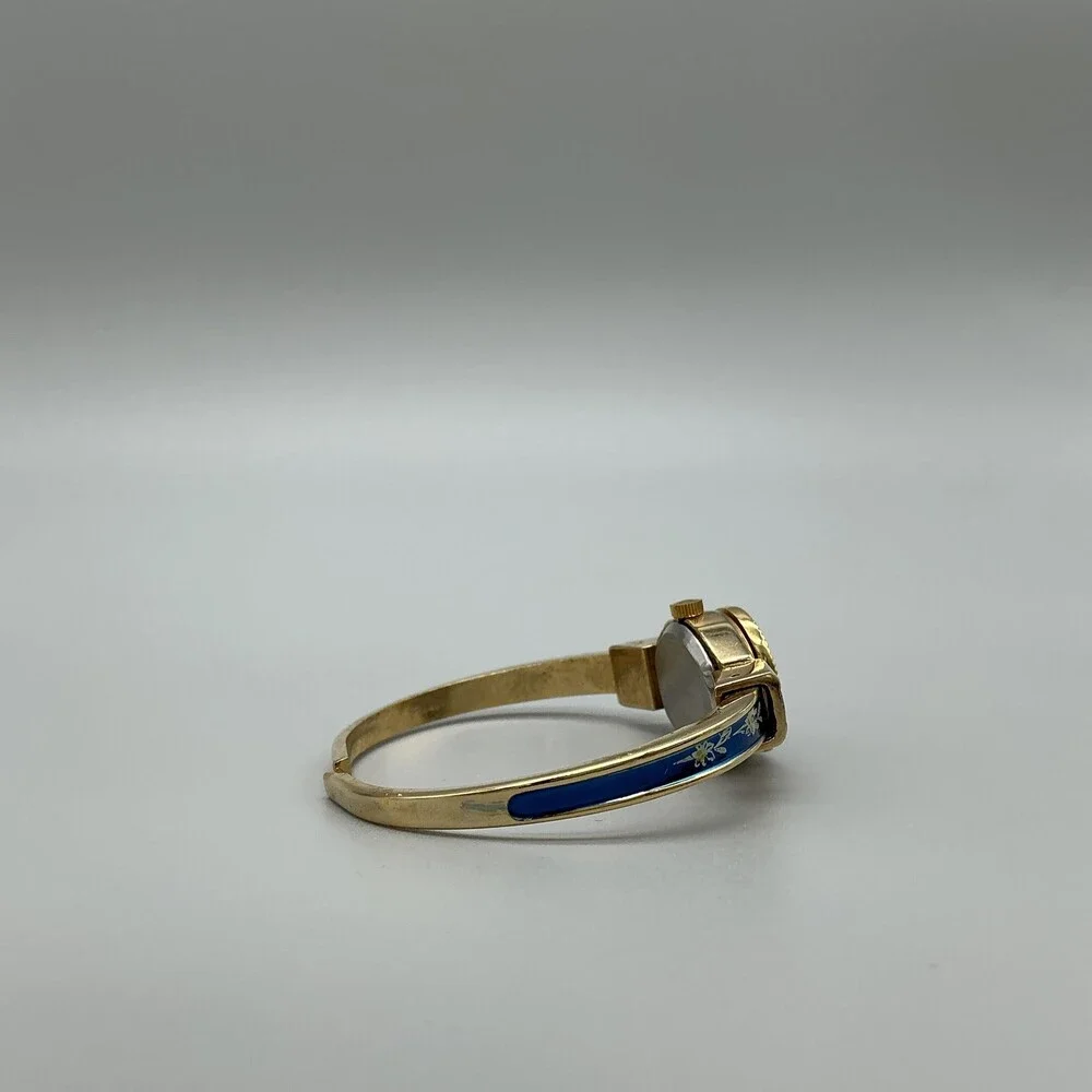 Vintage Crisson Womens Watch 18mm White Dial Blue Enamel Gold Tone Manual Swiss